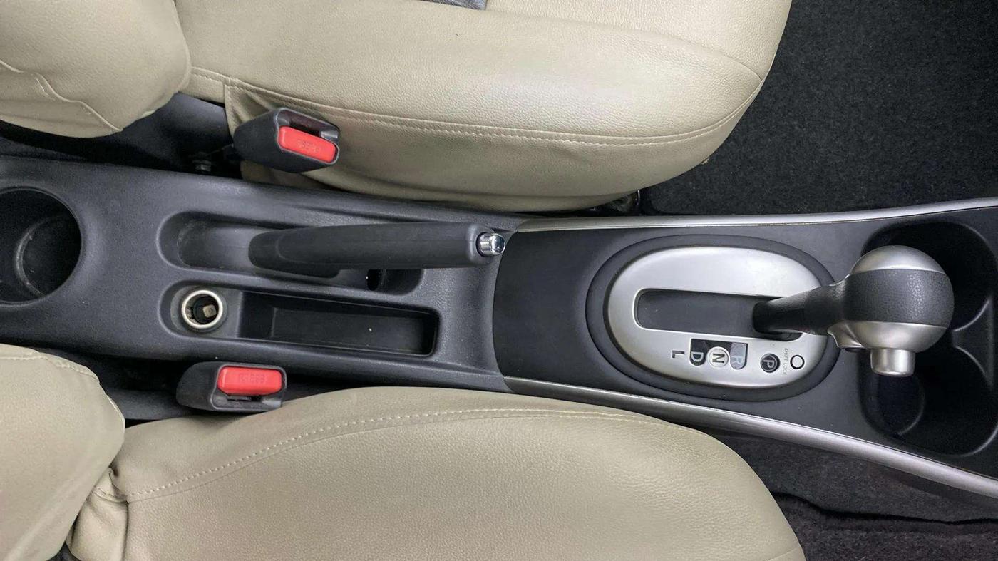 2019 Nissan Sunny XV CVT, Petrol, Automatic, 37,012 km, Gear Lever