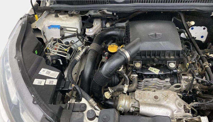 2023 Tata NEXON XM PLUS SUNROOF PETROL, Petrol, Manual, 14,658 km, Engine View - Right