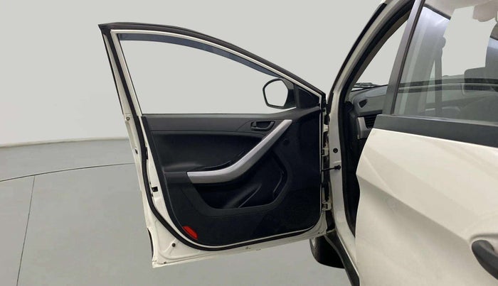 2023 Tata NEXON XM PLUS SUNROOF PETROL, Petrol, Manual, 14,658 km, LHS Front Door