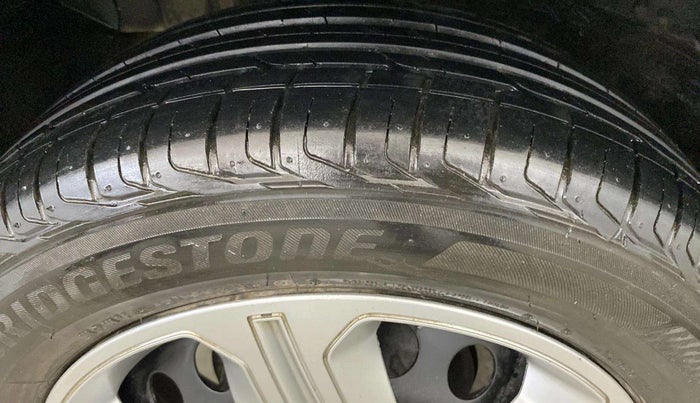 2023 Tata NEXON XM PLUS SUNROOF PETROL, Petrol, Manual, 14,658 km, Left Front Tyre Tread