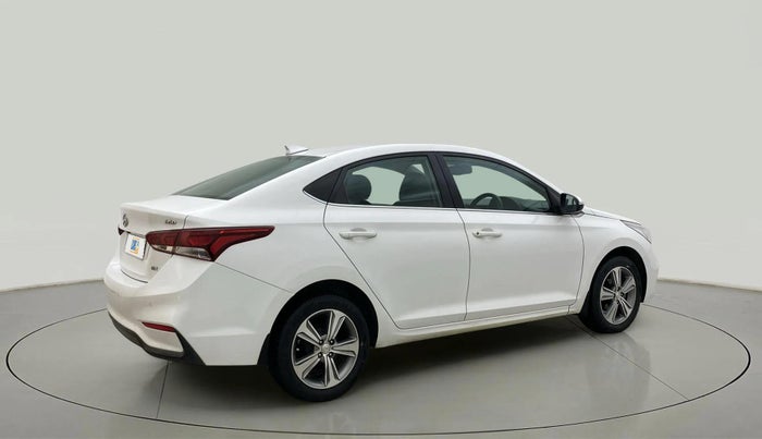 2017 Hyundai Verna 1.6 CRDI SX + AT, Diesel, Automatic, 85,811 km, Right Back Diagonal
