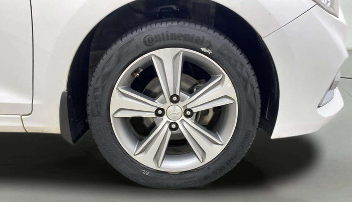 2017 Hyundai Verna 1.6 CRDI SX + AT, Diesel, Automatic, 85,811 km, Right Front Wheel