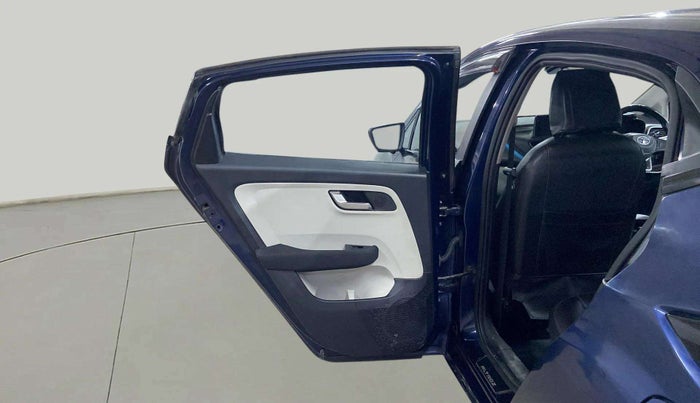 2023 Tata ALTROZ XZ PLUS O SUNROOF CNG, CNG, Manual, 61,077 km, LHS Rear Door