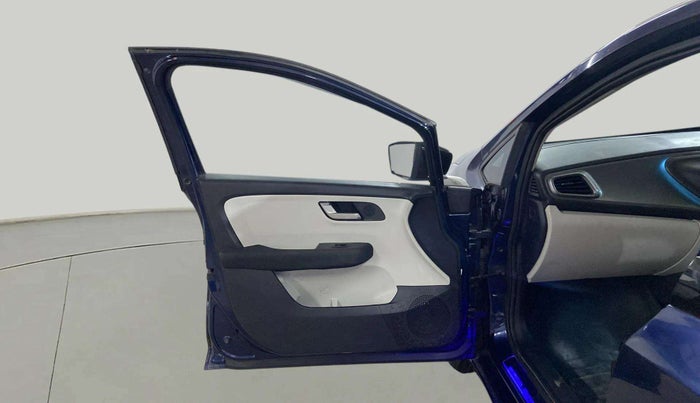2023 Tata ALTROZ XZ PLUS O SUNROOF CNG, CNG, Manual, 61,077 km, LHS Front Door