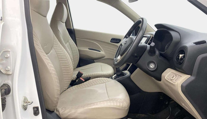 2020 Hyundai NEW SANTRO SPORTZ CNG, CNG, Manual, 61,407 km, Right Side Front Door Cabin