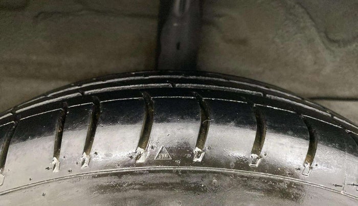 2020 Hyundai NEW SANTRO SPORTZ CNG, CNG, Manual, 61,407 km, Right Rear Tyre Tread