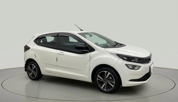 2023 Tata ALTROZ XZ CNG, CNG, Manual, 30,448 km, Right Front Diagonal