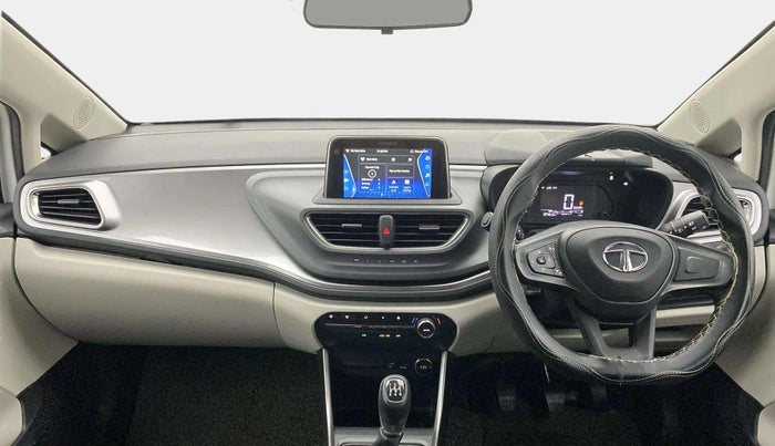 2023 Tata ALTROZ XZ CNG, CNG, Manual, 30,448 km, Dashboard
