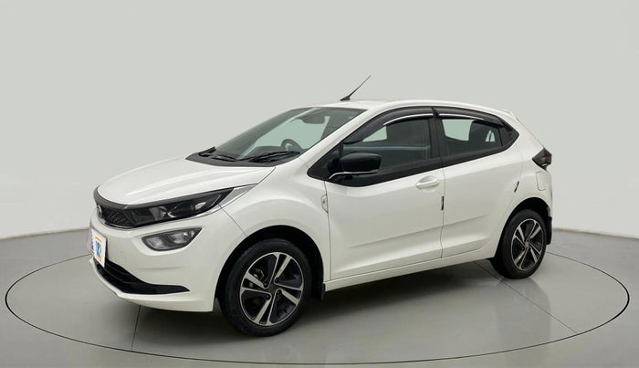 2023 Tata ALTROZ XZ CNG, CNG, Manual, 30,448 km, Left Front Diagonal