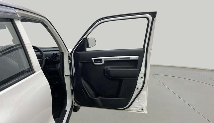 2022 Maruti S PRESSO VXI (O), Petrol, Manual, 31,769 km, RHS Front Door