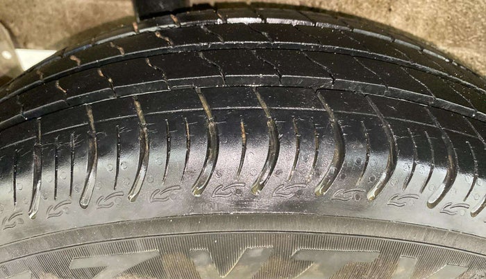 2022 Maruti S PRESSO VXI (O), Petrol, Manual, 31,769 km, Right Rear Tyre Tread