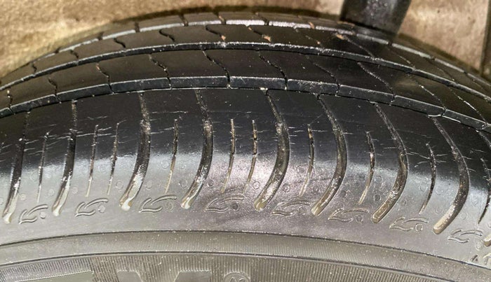 2022 Maruti S PRESSO VXI (O), Petrol, Manual, 31,769 km, Left Rear Tyre Tread