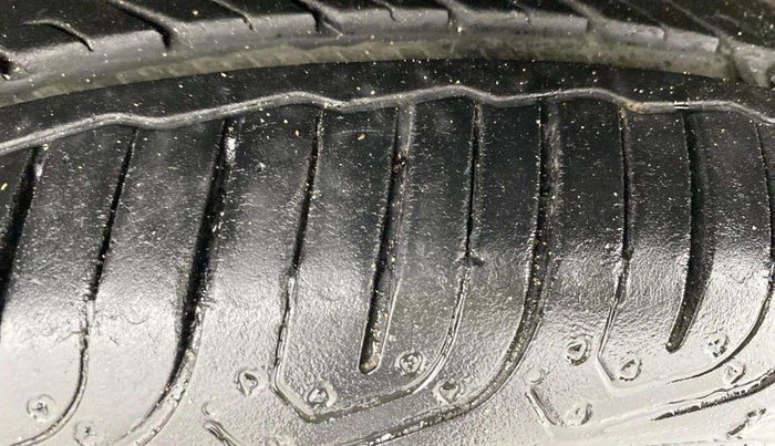 2016 Honda Jazz 1.2L I-VTEC V AT, Petrol, Automatic, 70,833 km, Left Front Tyre Tread