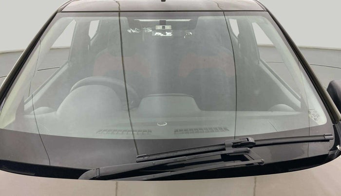 2016 Renault Kwid RXL, Petrol, Manual, 29,951 km, Front Windshield