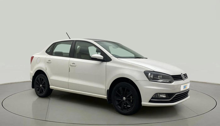 2016 Volkswagen Ameo HIGHLINE1.2L, Petrol, Manual, 28,308 km, Right Front Diagonal