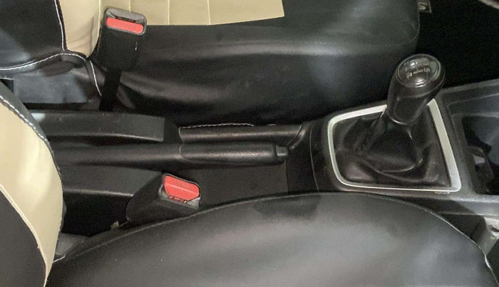 2019 Maruti Swift LXI, Petrol, Manual, 68,107 km, Gear Lever