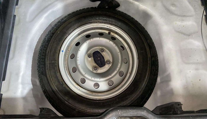 2019 Maruti Swift LXI, Petrol, Manual, 68,107 km, Spare Tyre