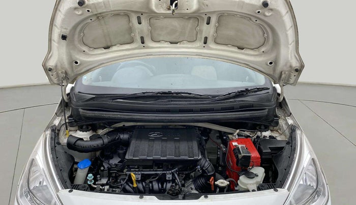 2018 Hyundai Grand i10 SPORTZ (O) AT 1.2 KAPPA VTVT, Petrol, Automatic, 28,872 km, Open Bonet