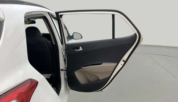 2018 Hyundai Grand i10 SPORTZ (O) AT 1.2 KAPPA VTVT, Petrol, Automatic, 28,872 km, RHS Rear Door