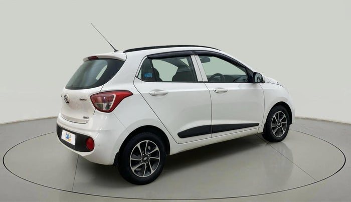 2018 Hyundai Grand i10 SPORTZ (O) AT 1.2 KAPPA VTVT, Petrol, Automatic, 28,872 km, Right Back Diagonal