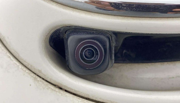 2018 Hyundai Grand i10 SPORTZ (O) AT 1.2 KAPPA VTVT, Petrol, Automatic, 28,872 km, Parking Camera