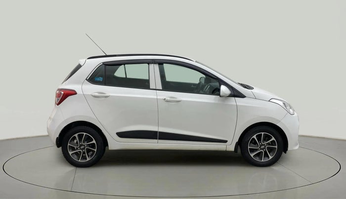 2018 Hyundai Grand i10 SPORTZ (O) AT 1.2 KAPPA VTVT, Petrol, Automatic, 28,872 km, Right Side View