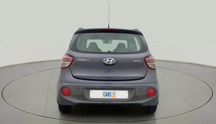 2018 Hyundai Grand i10 SPORTZ AT 1.2 KAPPA VTVT, Petrol, Automatic, 70,472 km, Back/Rear