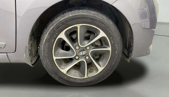 2018 Hyundai Grand i10 SPORTZ AT 1.2 KAPPA VTVT, Petrol, Automatic, 70,472 km, Right Front Wheel