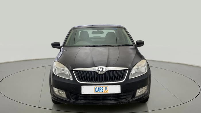 2013 Skoda Rapid ELEGANCE 1.6 MPI MT, Petrol, Manual, 45,311 km, Front
