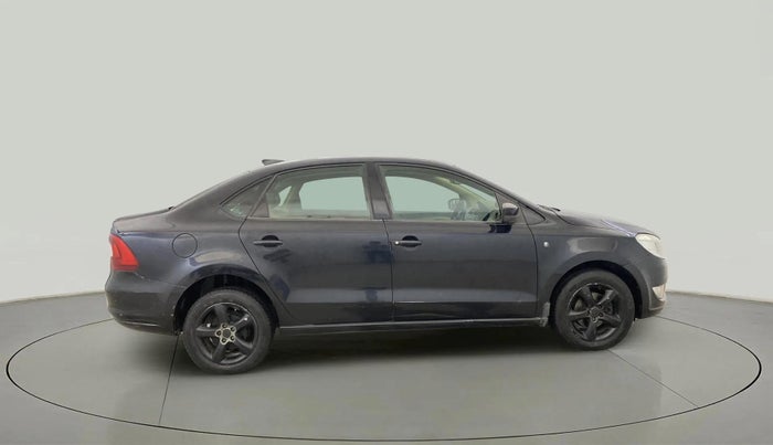 2013 Skoda Rapid ELEGANCE 1.6 MPI MT, Petrol, Manual, 45,045 km, Right Side View