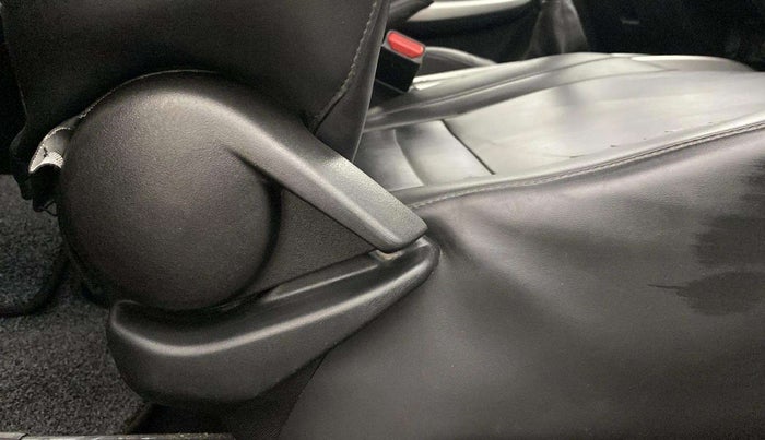 2016 Maruti Baleno DELTA PETROL 1.2, Petrol, Manual, 70,889 km, Driver Side Adjustment Panel