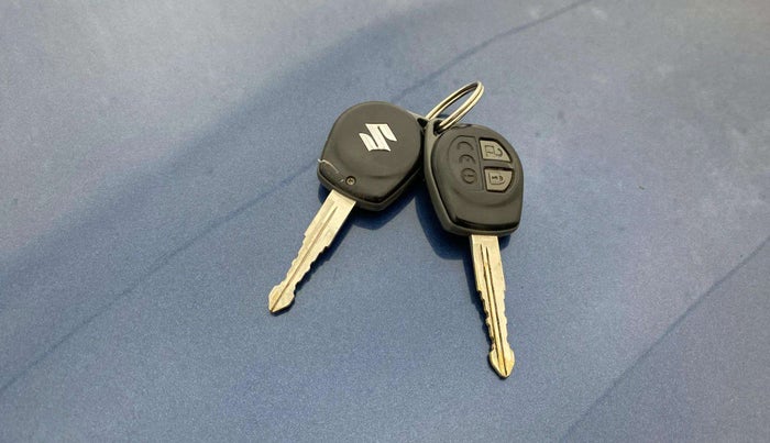 2016 Maruti Baleno DELTA PETROL 1.2, Petrol, Manual, 70,889 km, Key Close Up