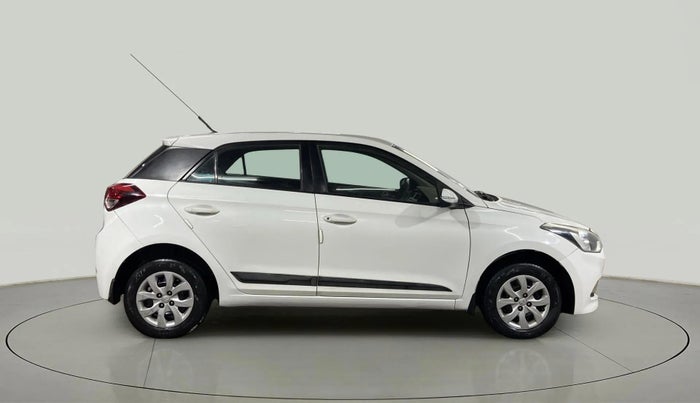 2015 Hyundai Elite i20 SPORTZ 1.2, Petrol, Manual, 40,567 km, Right Side View
