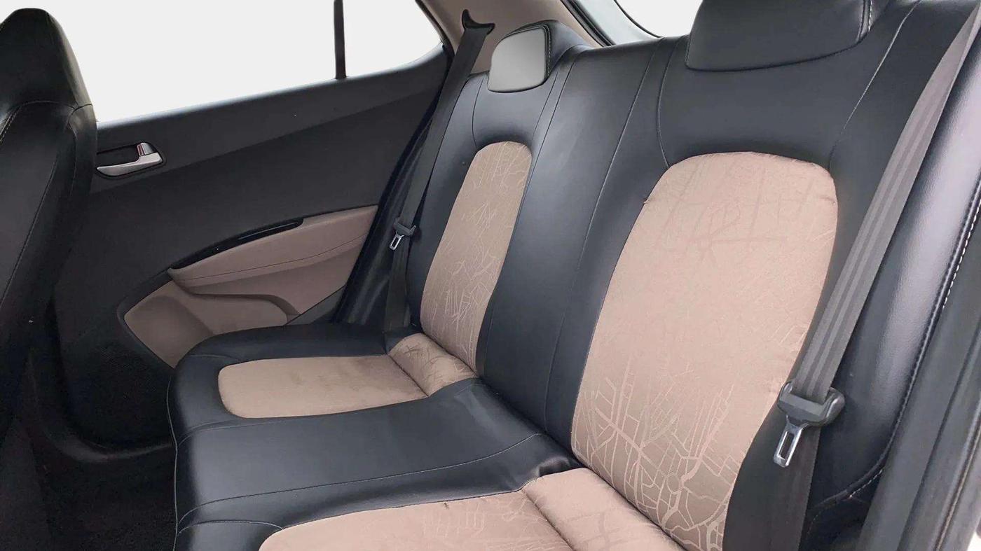 2019 Hyundai Grand i10 SPORTZ 1.2 KAPPA VTVT, Petrol, Manual, 58,313 km, Right Side Rear Door Cabin