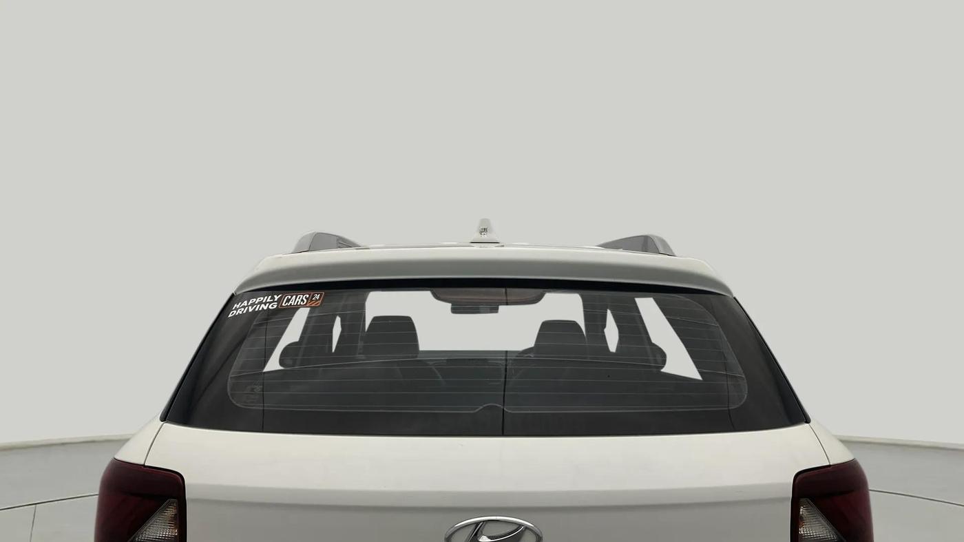 2022 Hyundai VENUE S+ 1.2, Petrol, Manual, 41,463 km, Rear Windshield