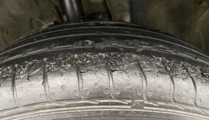 2022 Hyundai VENUE S+ 1.2, Petrol, Manual, 41,463 km, Right Front Tyre Tread