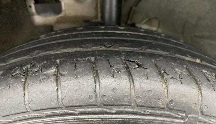 2022 Hyundai VENUE S+ 1.2, Petrol, Manual, 41,463 km, Left Front Tyre Tread