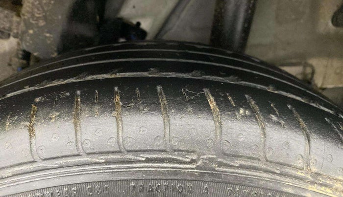 2022 Hyundai VENUE S+ 1.2, Petrol, Manual, 41,463 km, Left Rear Tyre Tread