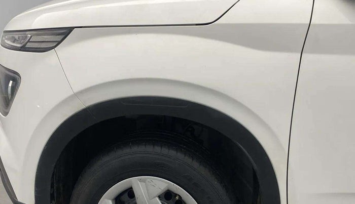 2022 Hyundai VENUE S+ 1.2, Petrol, Manual, 41,463 km, Left fender - Minor scratches