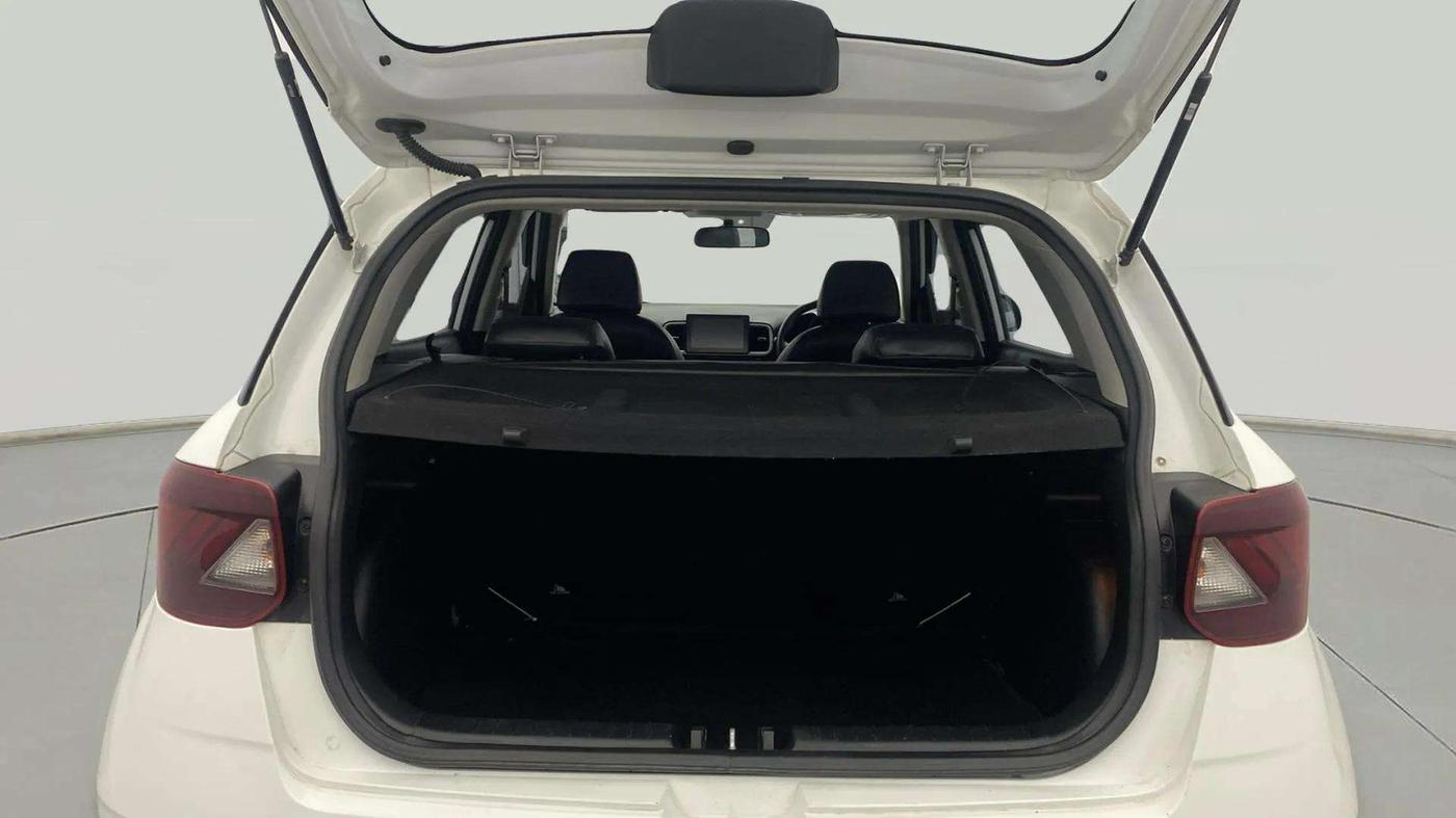 2022 Hyundai VENUE S+ 1.2, Petrol, Manual, 41,463 km, Boot Open Zoomed View