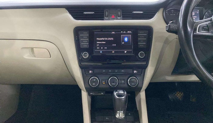 2017 Skoda Octavia AMBITION PLUS AT 1.8 TSI, Petrol, Automatic, 56,673 km, Air Conditioner