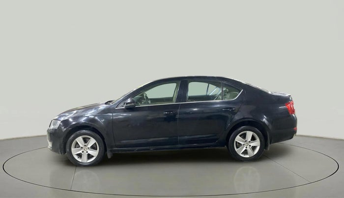 2017 Skoda Octavia AMBITION PLUS AT 1.8 TSI, Petrol, Automatic, 56,673 km, Left Side