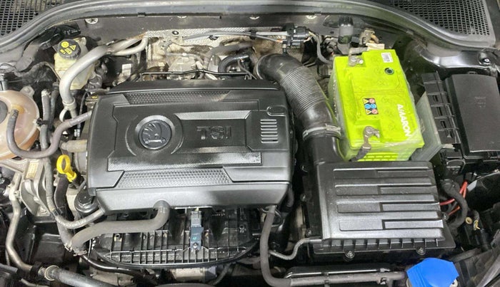 2017 Skoda Octavia AMBITION PLUS AT 1.8 TSI, Petrol, Automatic, 56,673 km, Engine View