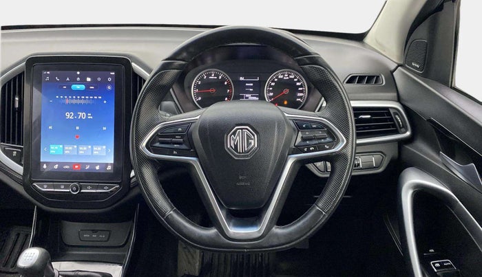 2020 MG HECTOR SMART HYBRID 1.5 PETROL, Petrol, Manual, 45,588 km, Steering Wheel Close Up