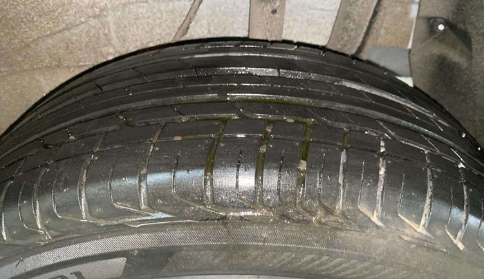 2024 Tata NEXON SMART 1.2 PETROL, Petrol, Manual, 377 km, Left Rear Tyre Tread