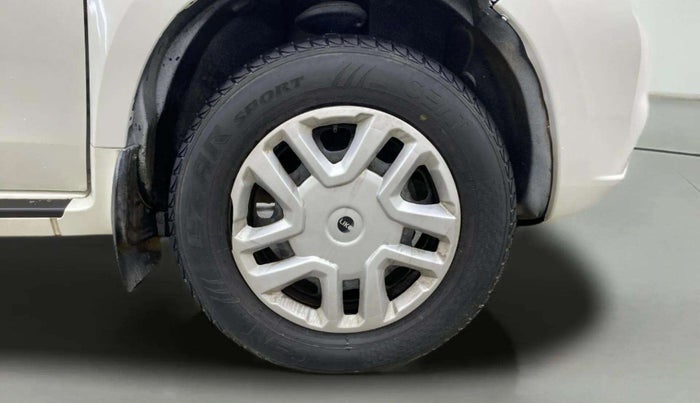 2014 Nissan Terrano XE (D), Diesel, Manual, 63,928 km, Right Front Wheel