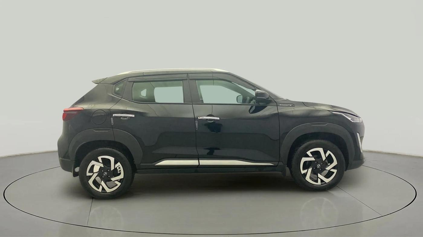 2023 Nissan MAGNITE XV TURBO, Petrol, Manual, 14,521 km, Right Side View