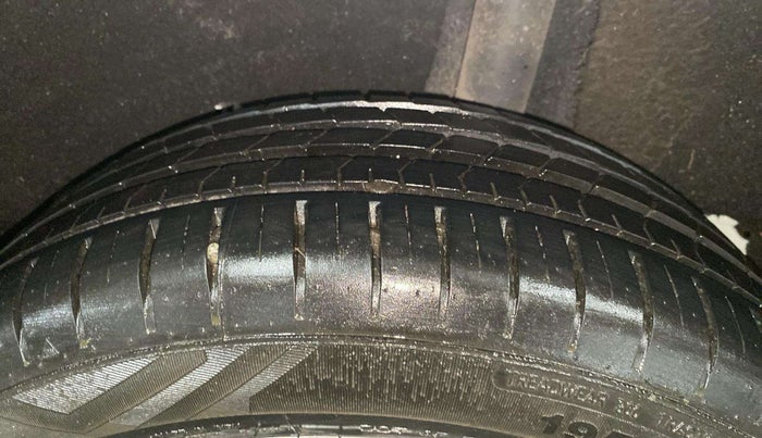 2021 Maruti Baleno ZETA CVT PETROL 1.2, Petrol, Automatic, 2,411 km, Left Rear Tyre Tread