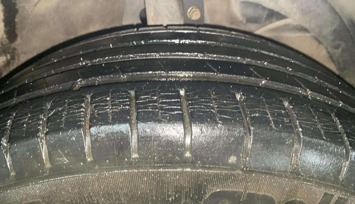 2021 Maruti Baleno ZETA CVT PETROL 1.2, Petrol, Automatic, 2,411 km, Right Front Tyre Tread