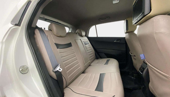 2017 Hyundai Creta S 1.4 DIESEL, Diesel, Manual, 1,20,644 km, Right Side Rear Door Cabin